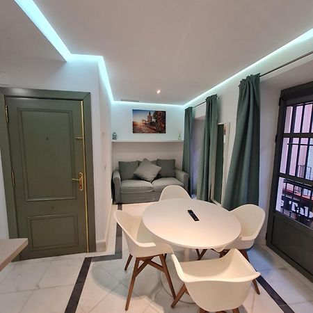 Dreamsapt Sierpes Seville Luaran gambar